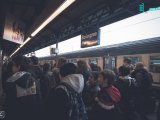 Studenti alla stazione di bologna per non dimenticare. Mai