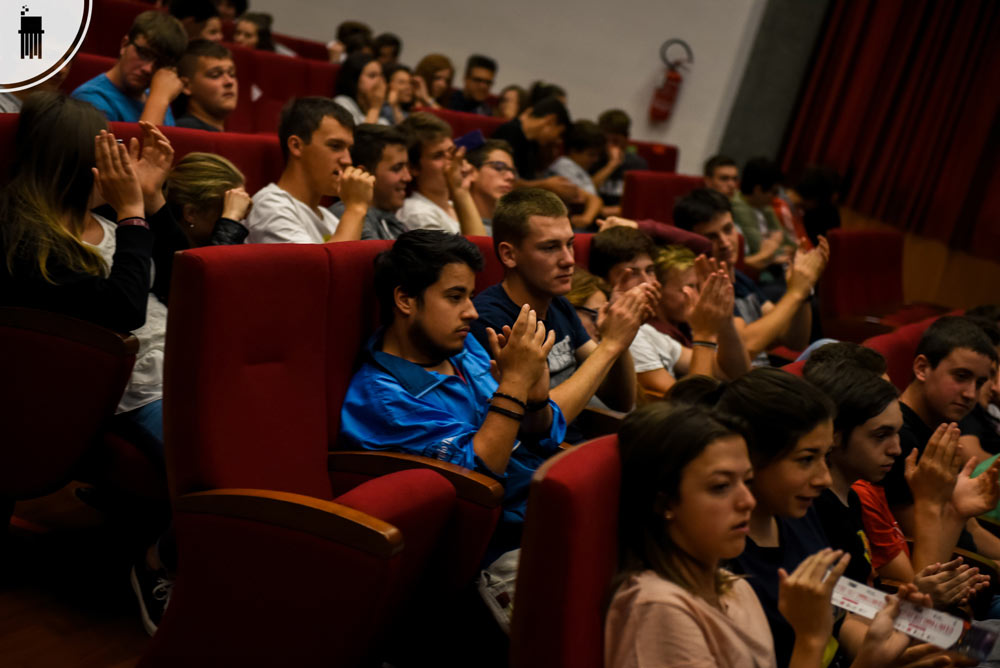 Conclusione del percorso Resistere all'immaginario coordinato da Il gioco degli specchi presso l'istituito agrario di San Michele all'Adige - 05/06/2017